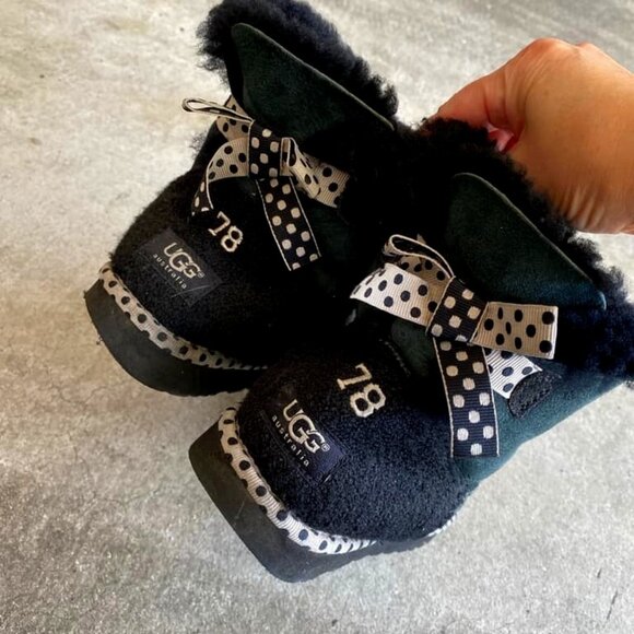 UGG classic mini Bailey black us 8 limited edition - Picture 1 of 3